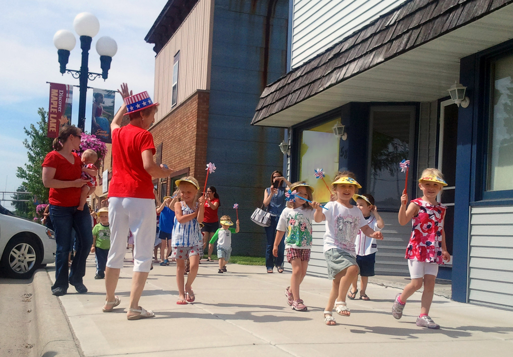 2014 preschool storytime parade 1.jpg